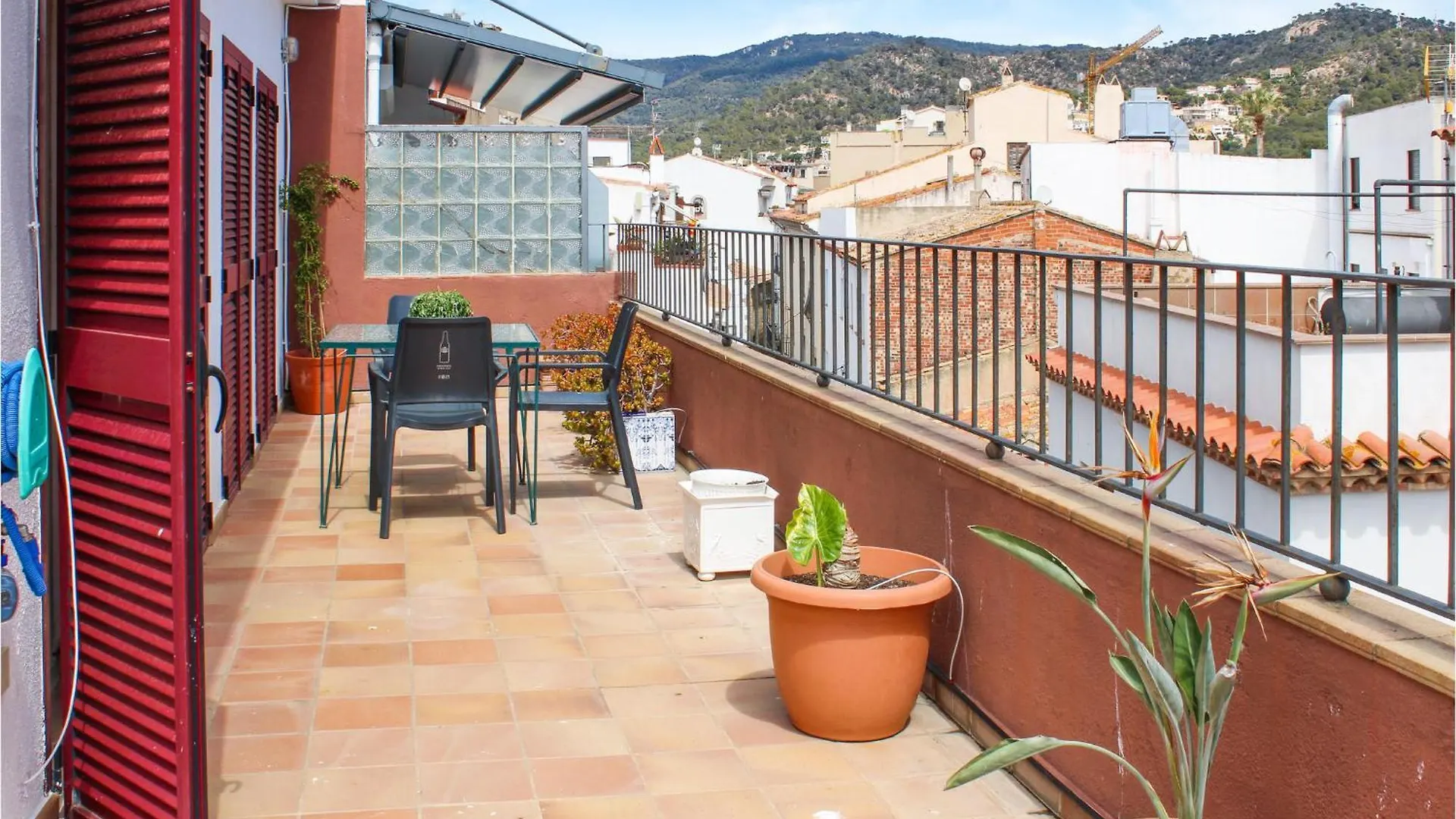 Awesome Apartment In Gerona With House Sea View Tossa de Mar