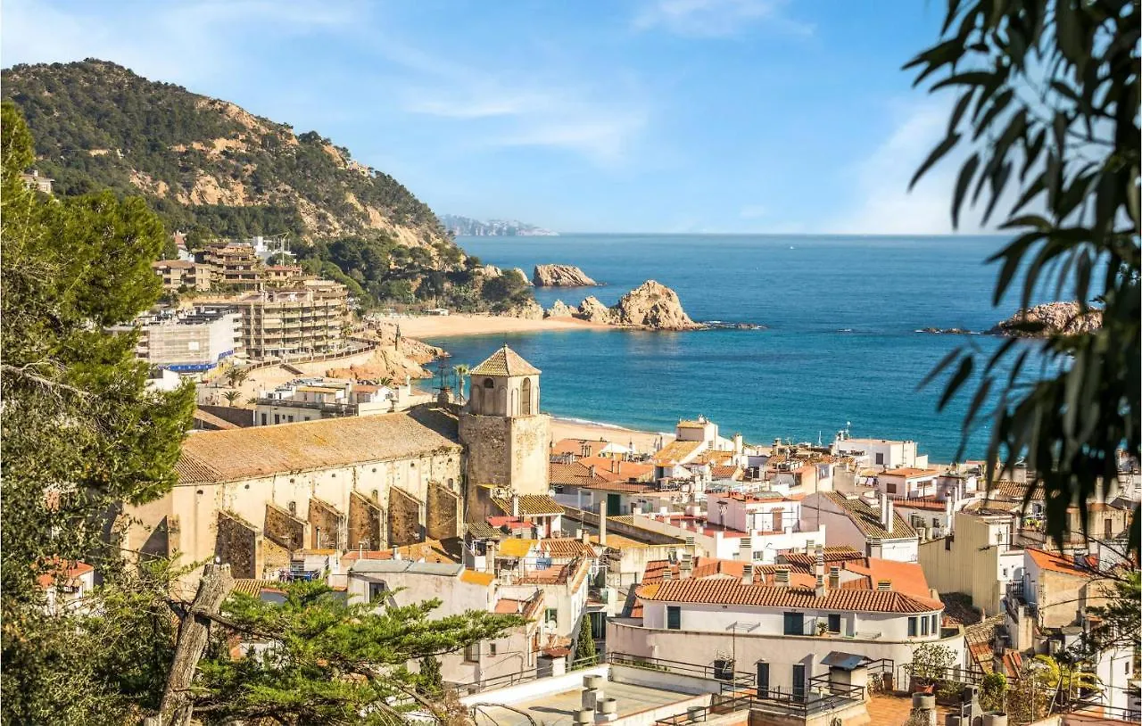 Awesome Apartment In Gerona With House Sea View Tossa de Mar