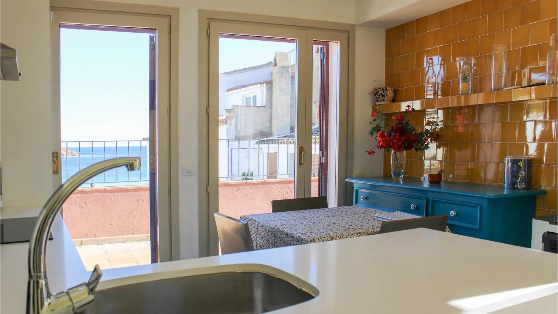 Awesome Apartment In Gerona With House Sea View Tossa de Mar 0*,
